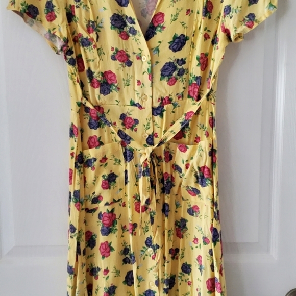 Cute Summer Dress NWOT - Picture 3 of 8
